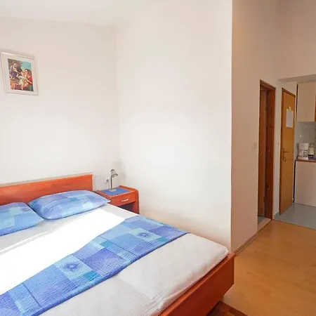 Dora Apartman Hvar Town