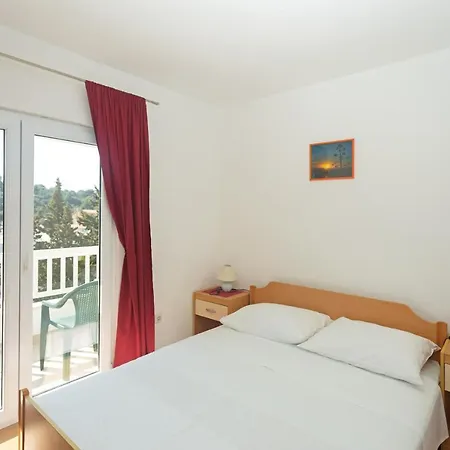 Apartman Dora