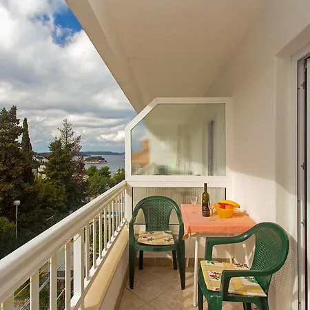 Apartman Dora