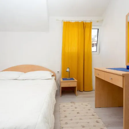 Apartman Dora
