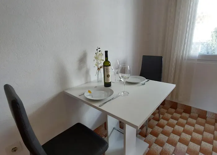 Dora Apartment Hvar Town